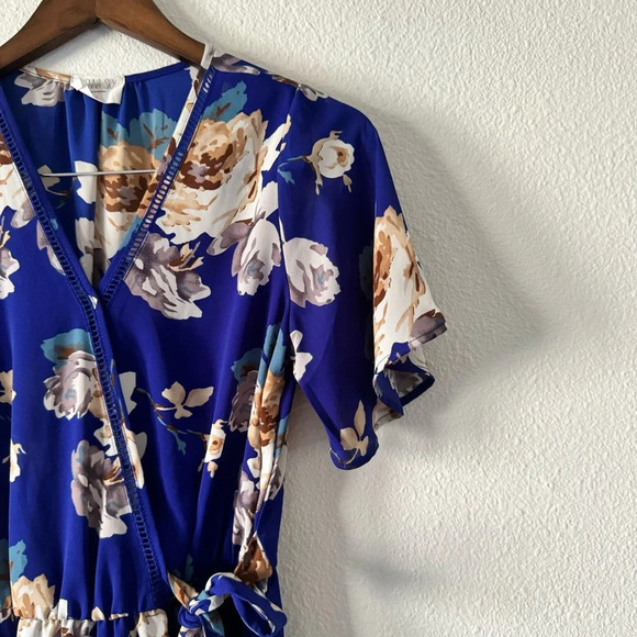 Wrap Top Blue Maximalist Floral Waist Tie Belt Sienna Sky Small Women’s Ruffle - Picture 3 of 14